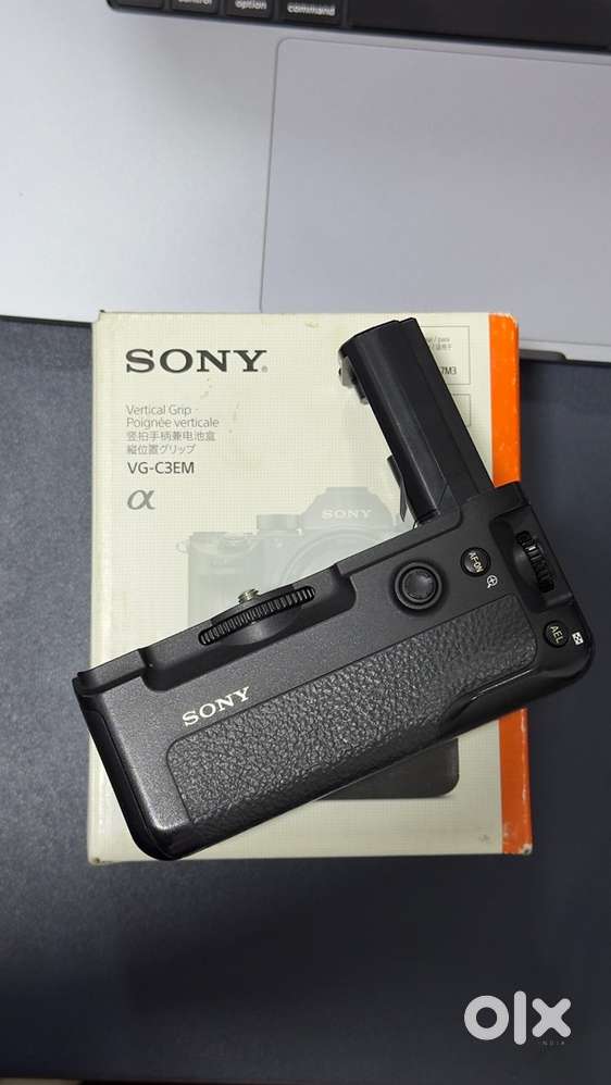 Sony VG-C3EM Vertical Grip for A7III,A7RIII & A9 Mark 1