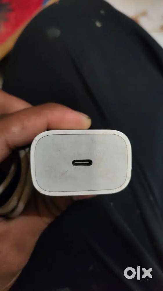 iPhone 15 pro max Charge