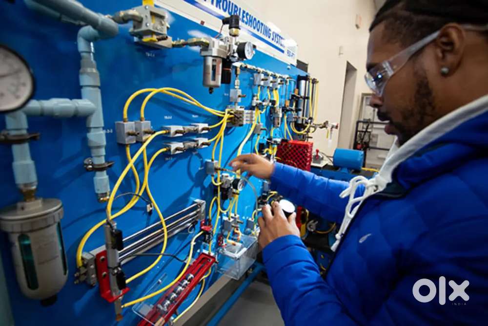 Maintenance  technician