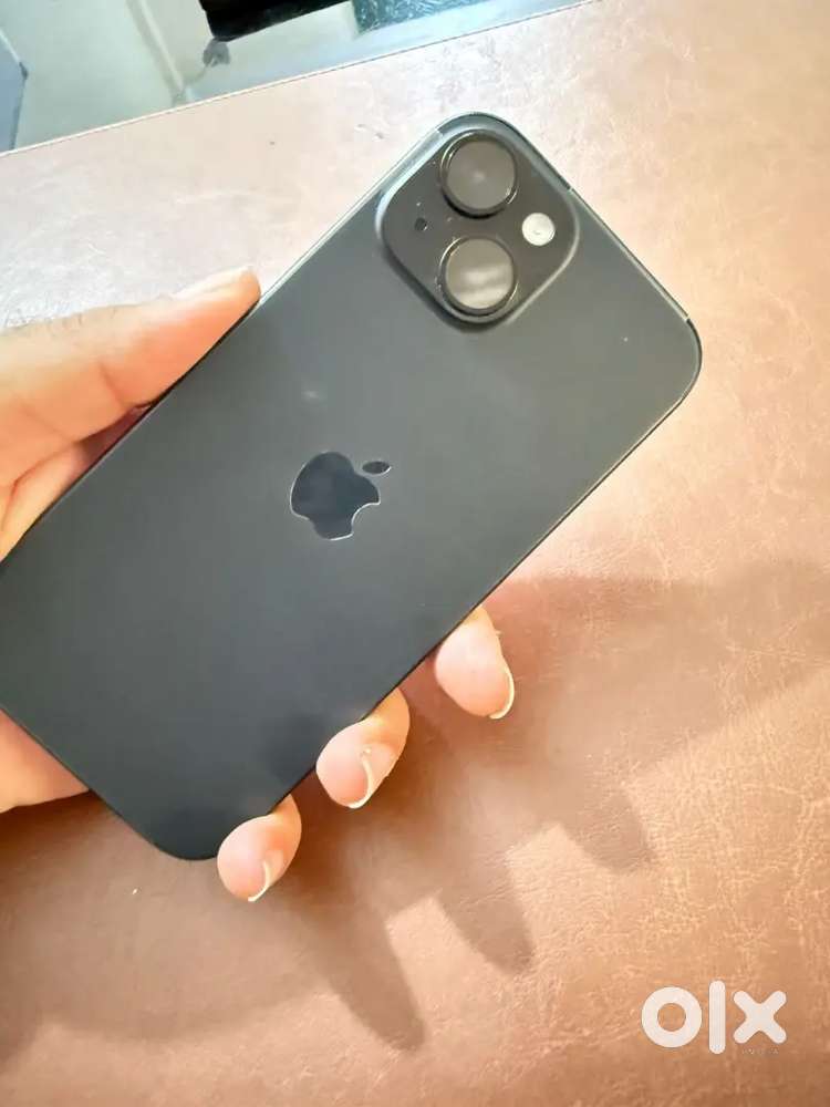 iphone 15 (128GB) in working condition with Bill and all accessories