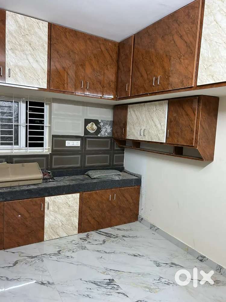 Interior office assistant female wanted