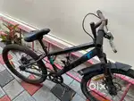 This cycle is 24T, so it can be used by children aged 8 to 14 years.