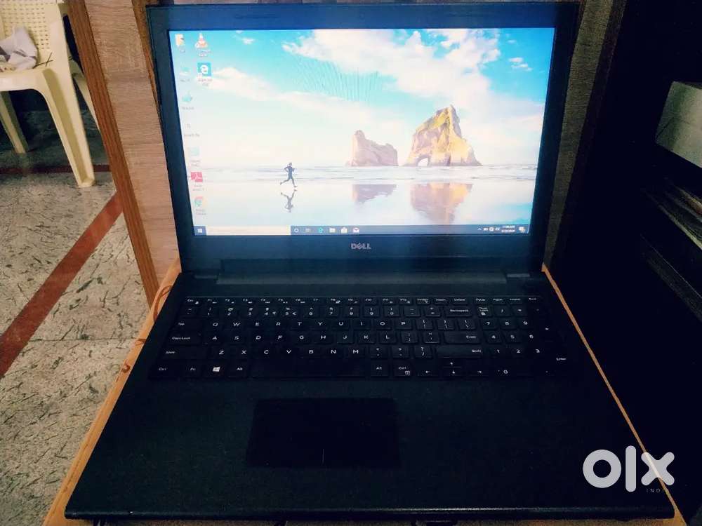 Dell Touch Screen i5 5th gen 15.6inch 8gb win10 Wide screen laptop