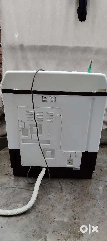 L G washing machine 8 kg