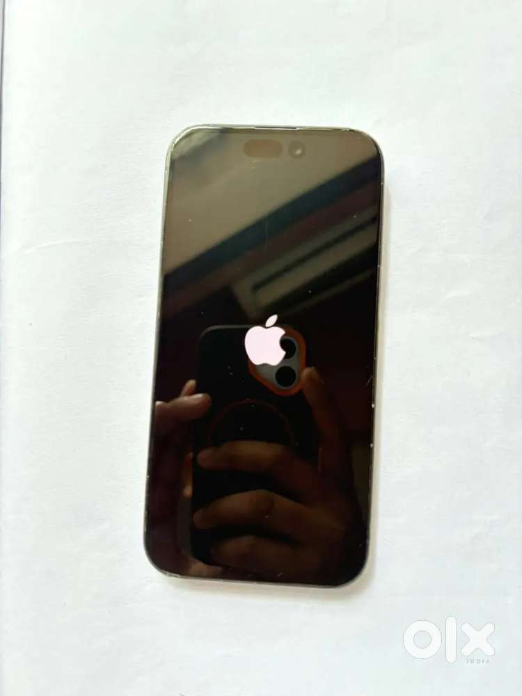 Iphone 15 black