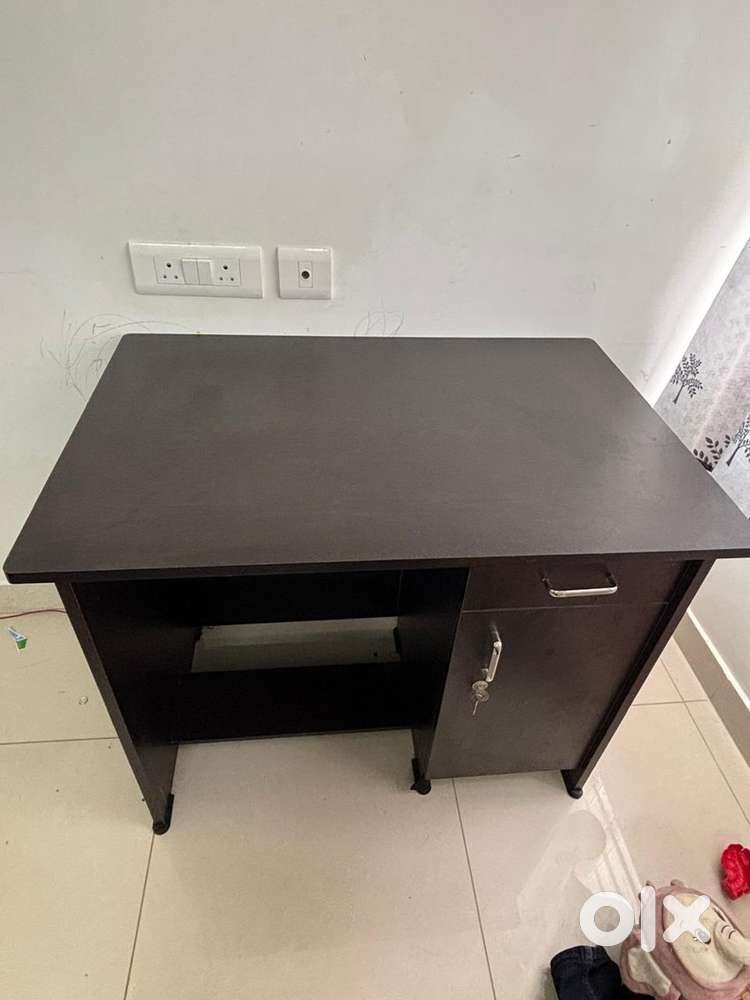 Computer Table