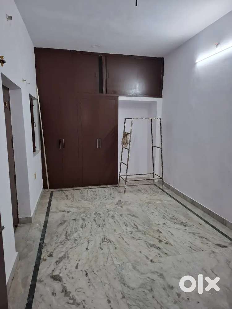 1 BHK Independent House in Viram Khand, Gomti Nagar Nr. Ram Bhavan