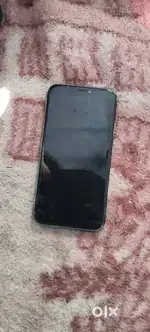 I phone 11 green coler 64gb