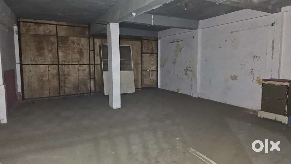 1000 sq.ft space available for rent / Sale at Jahangirabad bazaar
