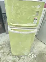 I'd68 godrej double door fridge with inbuilt stabilizer
