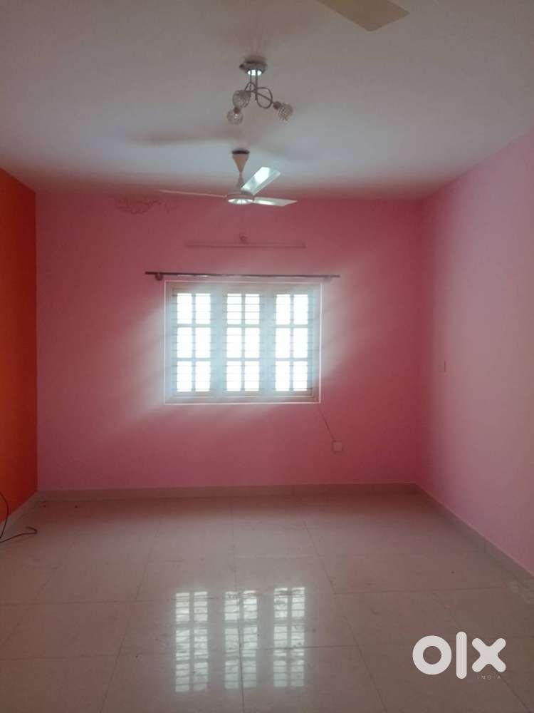2BHK VEG HOUSE IN SRIRAMPURA FOR LEASE