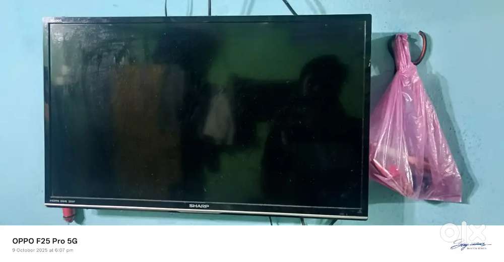 SHARP TV  29 inches