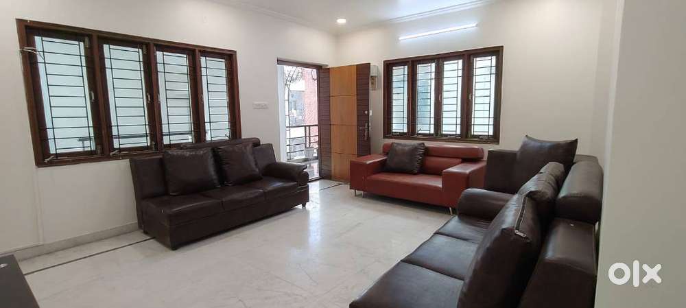 FOR SALE - PREMIUM LUXURY FLAT - 2275 SQFT - 3 BHK – BANJARA HILLS
