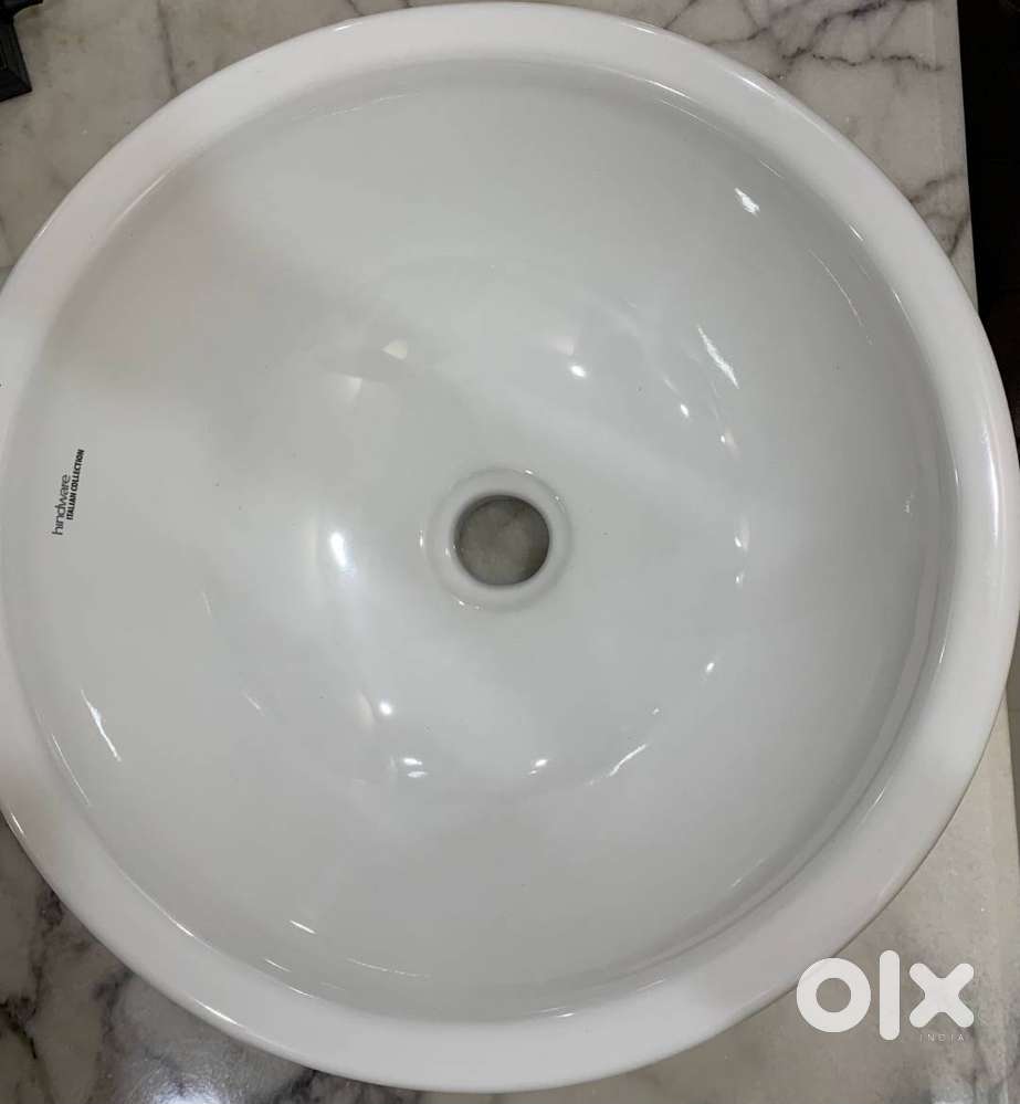 Hindware Italian Collection tabletop handwash basin white color
