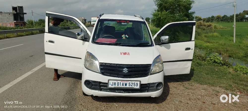 Maruti Suzuki Wagon R 2013 Petrol Well Maintained