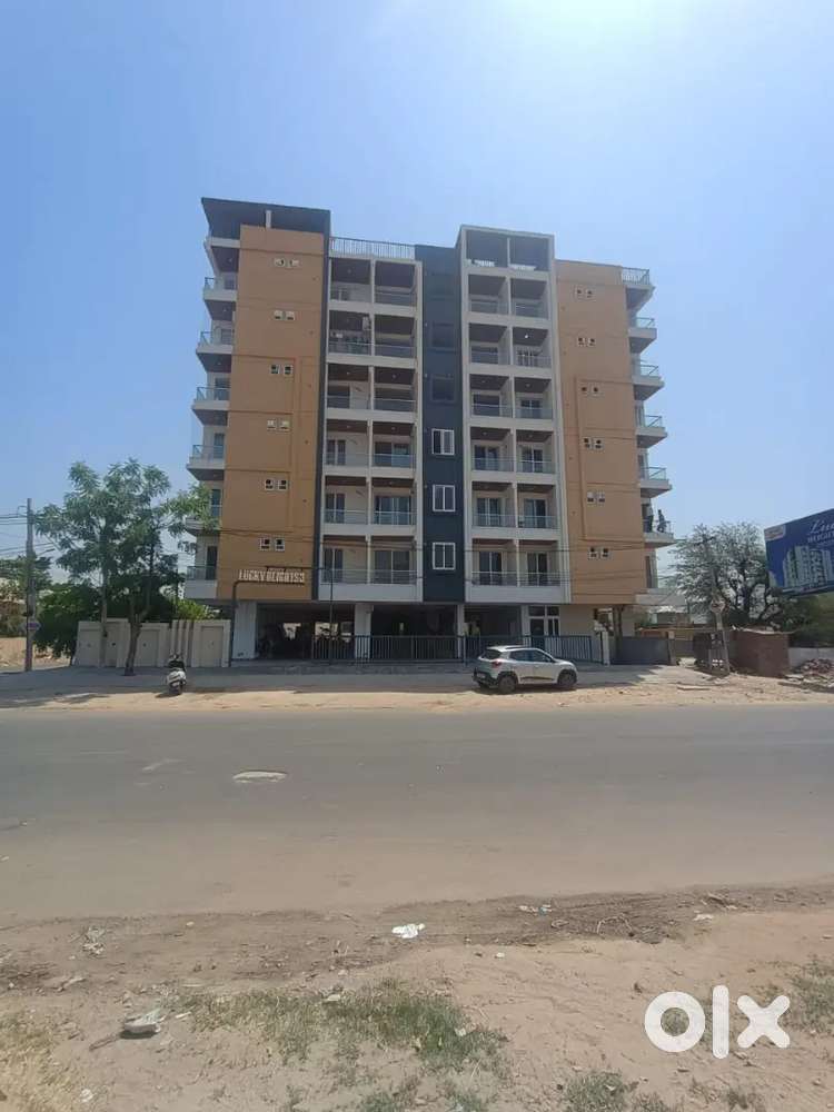 Luxurious flats in Mansarovar