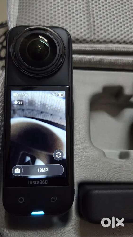 Insta 360 X5
