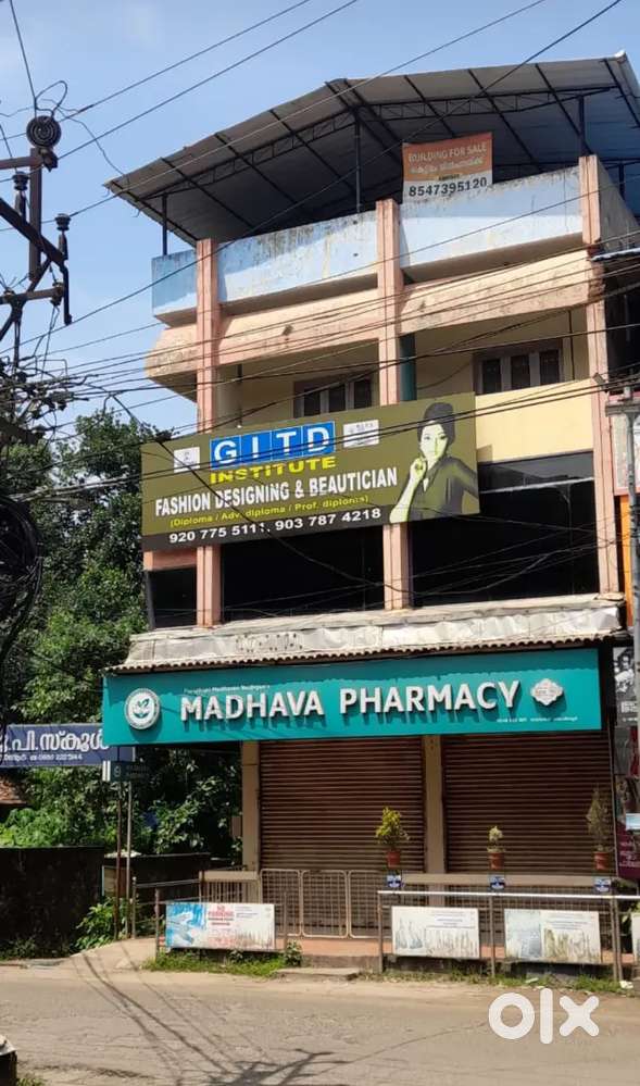 Opportunity to own a building with rental income @ heart of Shornur