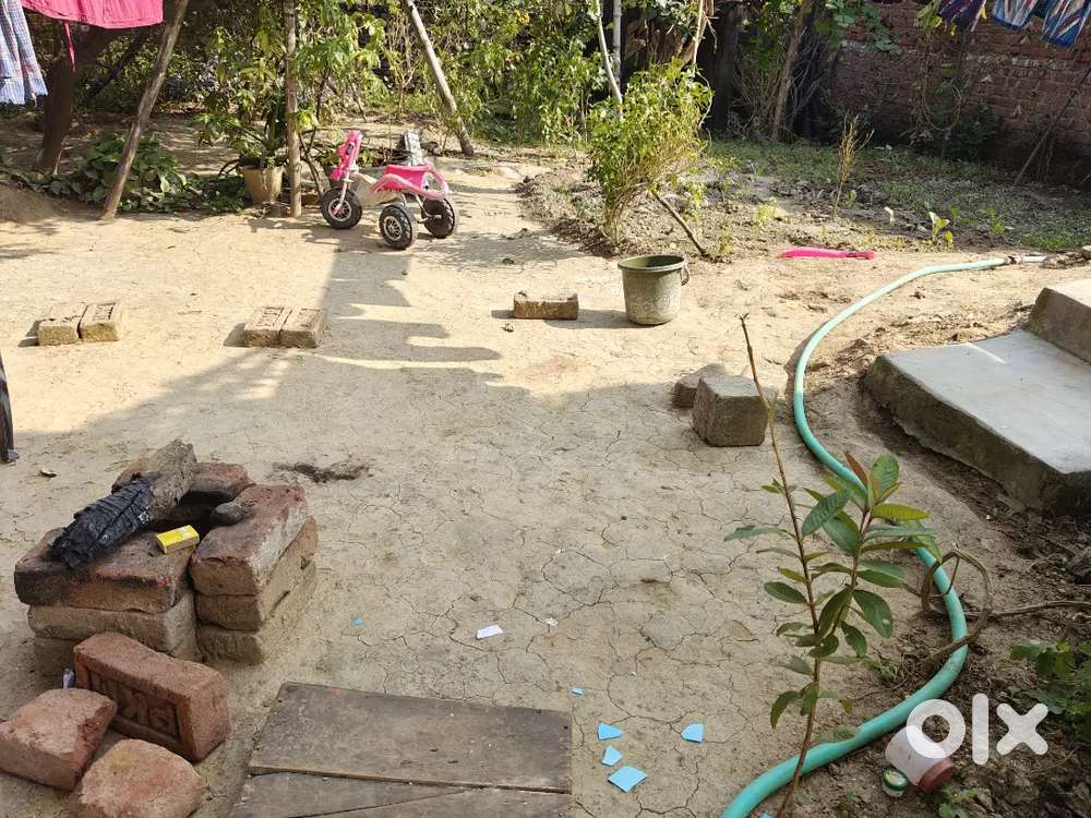 1600 sq,ft.  Argent sell Length 50ft / Breath 30Ft