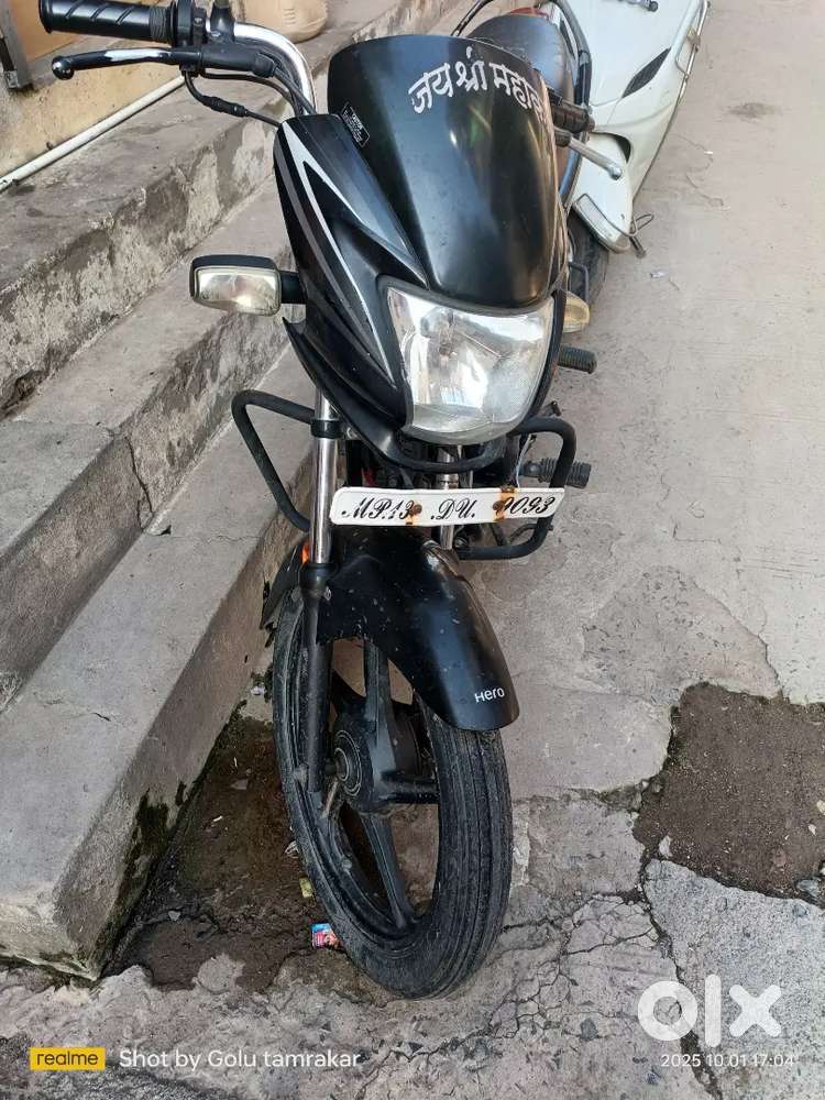 2014 model black color