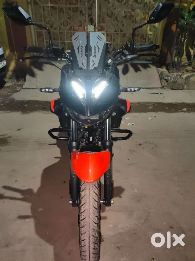 Only 1 Month old And 700Km running Bike fully Laminated