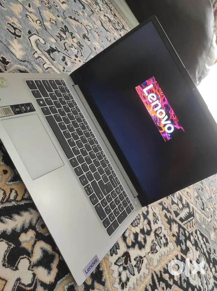 Lenovo Ideapad 1