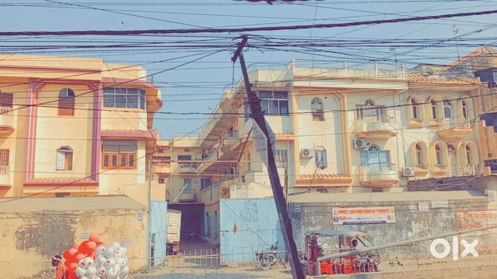 550(SQ.FT) OFFICE COMMERCIAL SPACE .