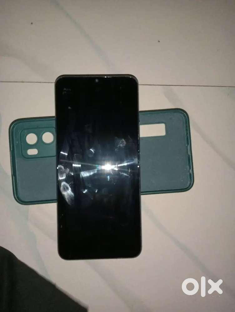Vivo y15 camera khrab he esiliye kam price hai phone ki candition achi