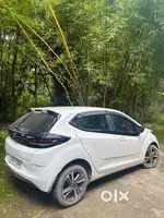 Tata Altroz 2021