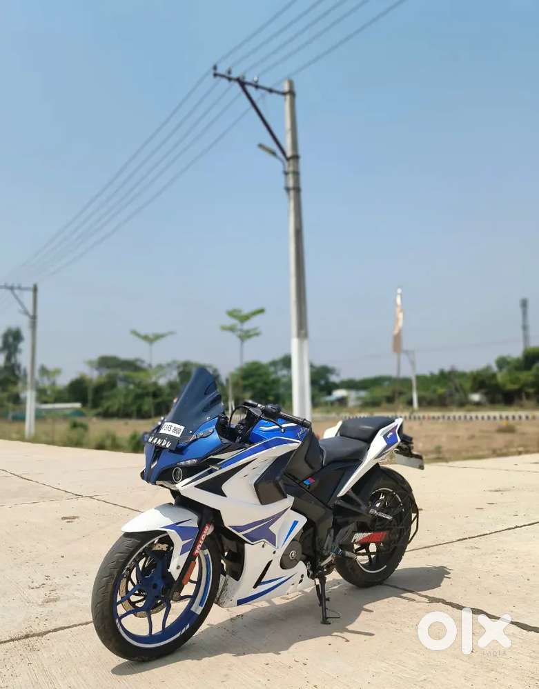 RS200 king of Bajaj  very good and neat condition