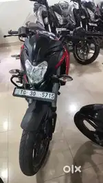 Pulsar NS 160 very good condition Red colour