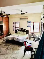2bhk fully furnished ( Bed,ac, fridge everything available,)