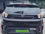 Tata Nexon EV sunroof top model