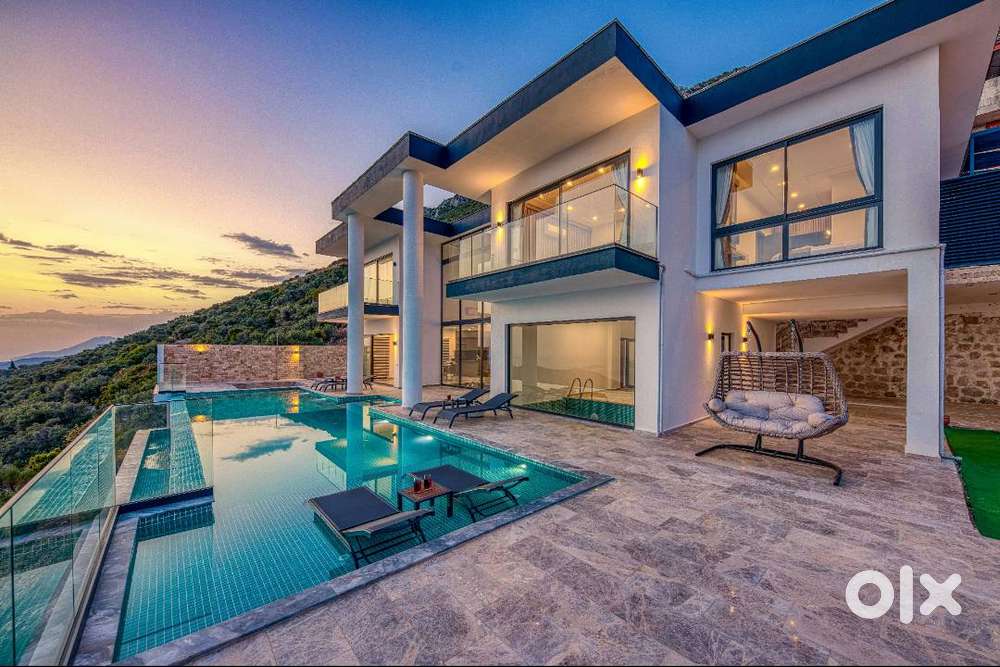 Housekeeping Room Attendant (Villa)