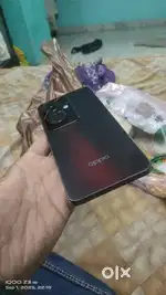 The condition is excellent and bill,box,charger,cable sab hai mere pas