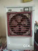 IRON COOLER(middum size)in very good condition