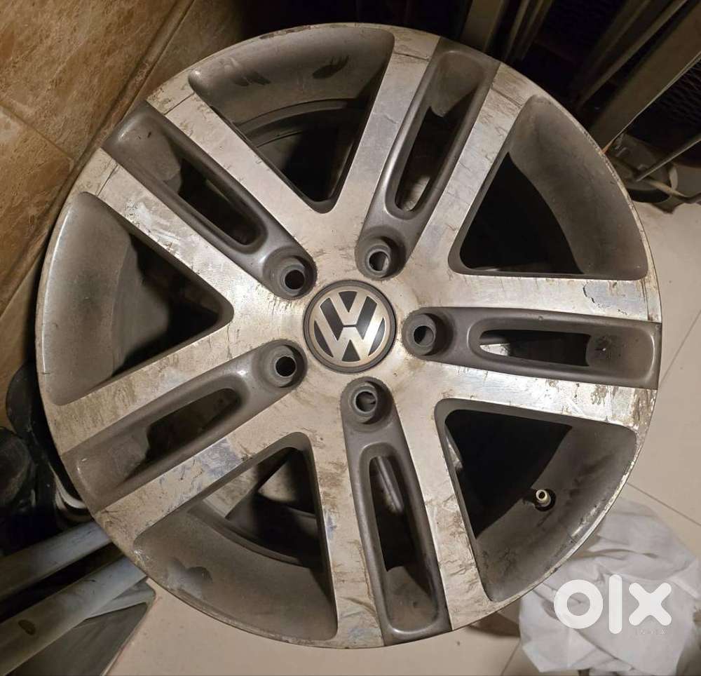 Volkswagon Jetta 2014 Alloy Wheels
