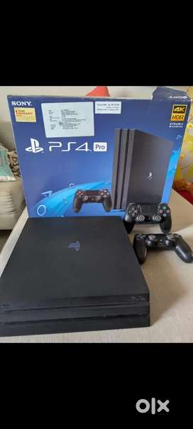 PS4 Pro 1tb with 2 controllers