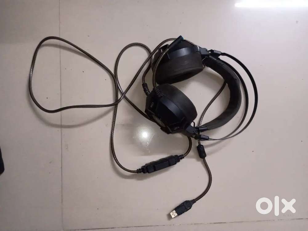 COSMO 7.1 TOURNAMENT EDITION WIRED OVEREAR HEADPHONES