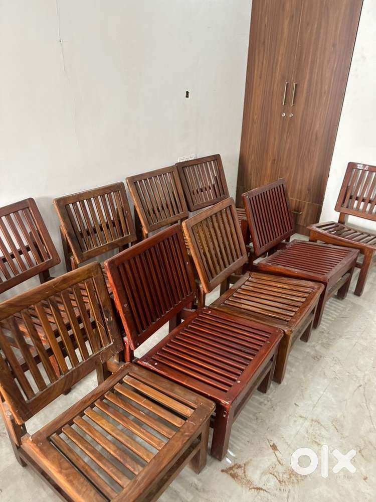 Solid Wooden Chairs – Sturdy & Classic Design