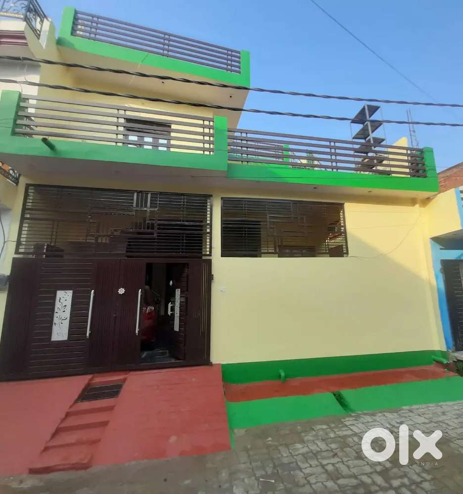 New house , beautiful and spacious on prime location