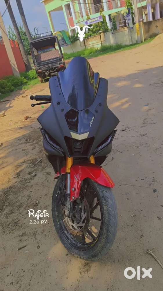 BRAND NEW CONDITION R15 V4 2023 MODEL BR21 REGISTRATION I HAVE ALL PRT