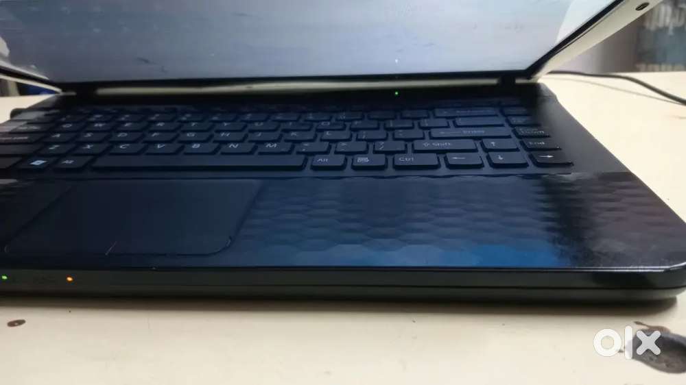 Soni vio laptop sale urjently