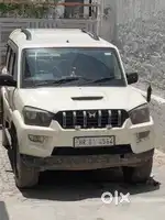 Mahindra Scorpio 2015 Diesel 196000 Km Driven