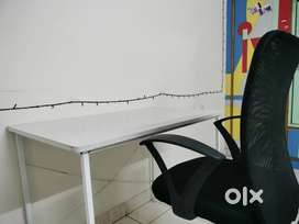 Study Table & Rotatable Chair