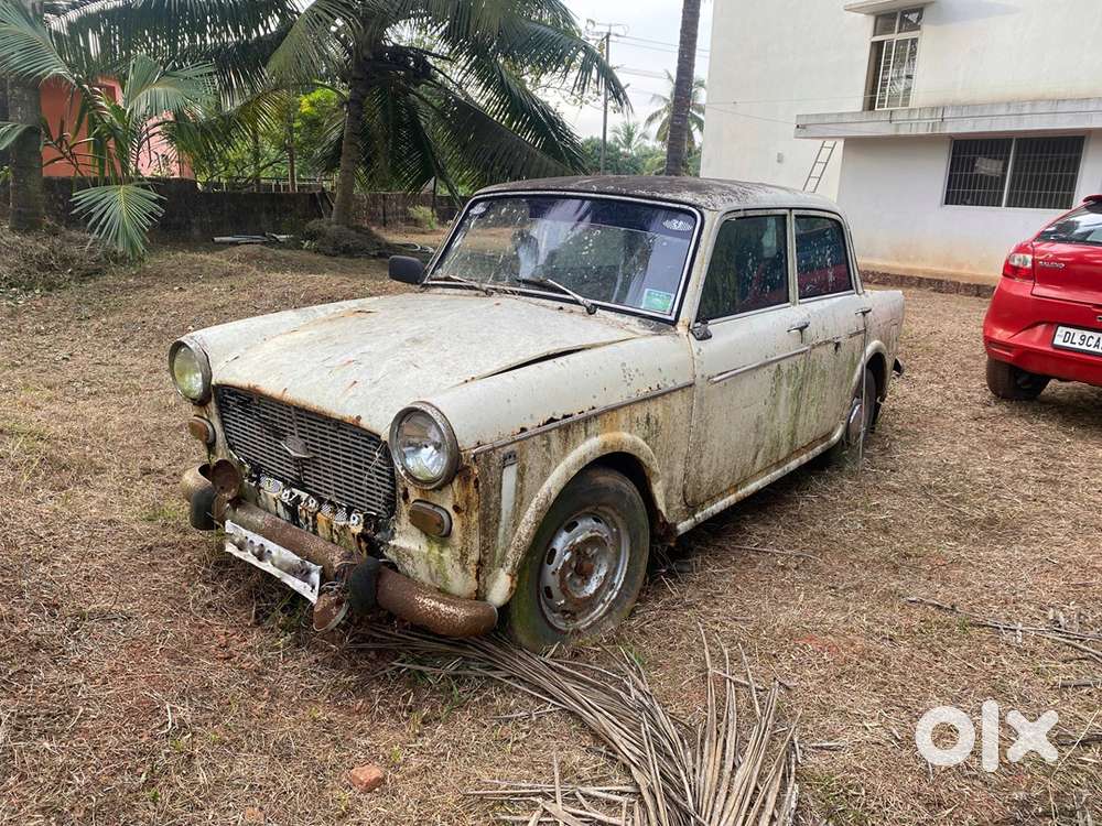 Premier Padmini (Old Model) – Non-Running, Best for Restoration
