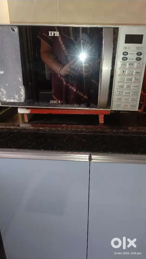 IFB 25 Litres Microwave oven