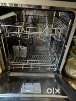 Dish washer