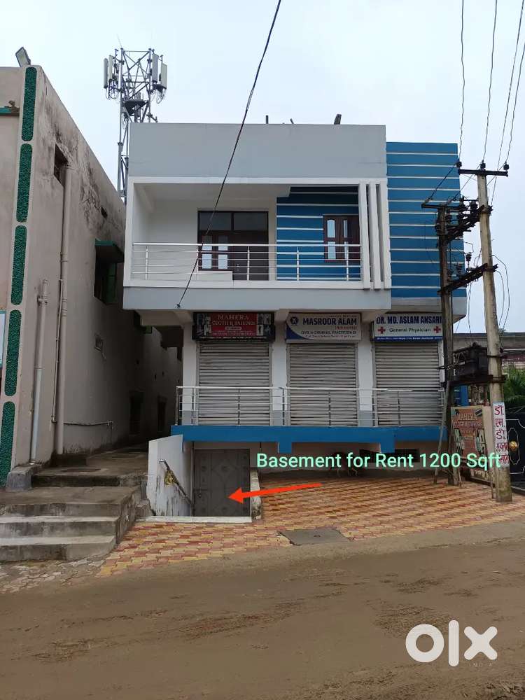 Basement For Rent In Chira Chas (GYM, Coaching, Godown, warehouse)