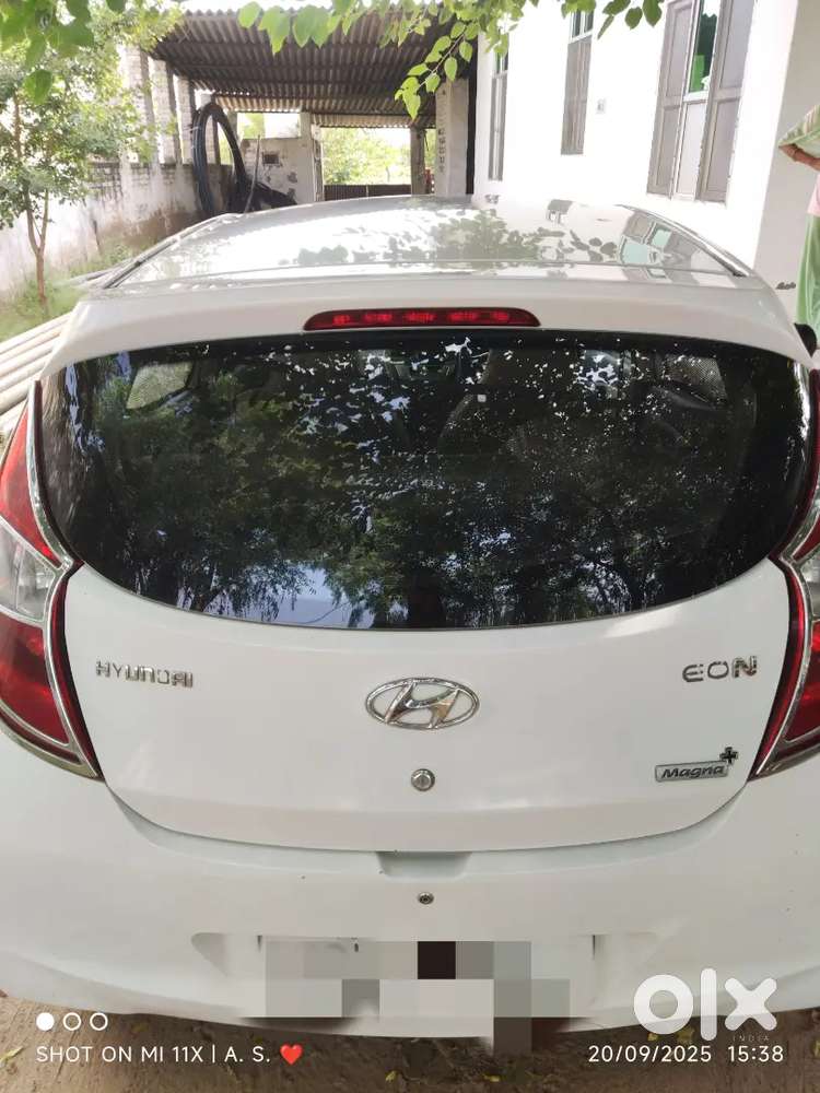 Hyundai EON 2015 Petrol Well Maintained